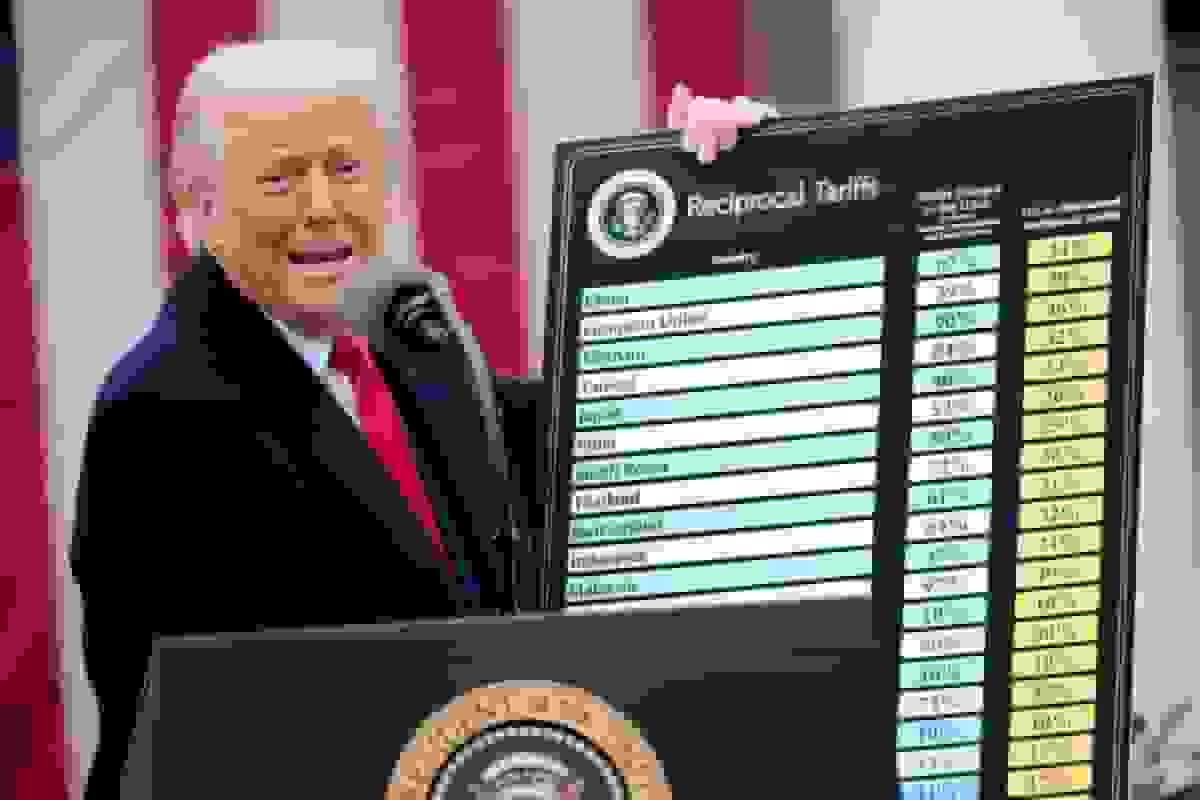 تعرفه‌های ترامپ در برابر دیوان عالی آمریکا که مانع اقدامات بایدن شد