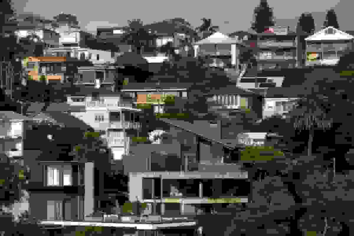 وام‌های مسکن استرالیا به بالاترین سطح تاریخ رسید و توقف نرخ بهره RBA را توجیه کرد