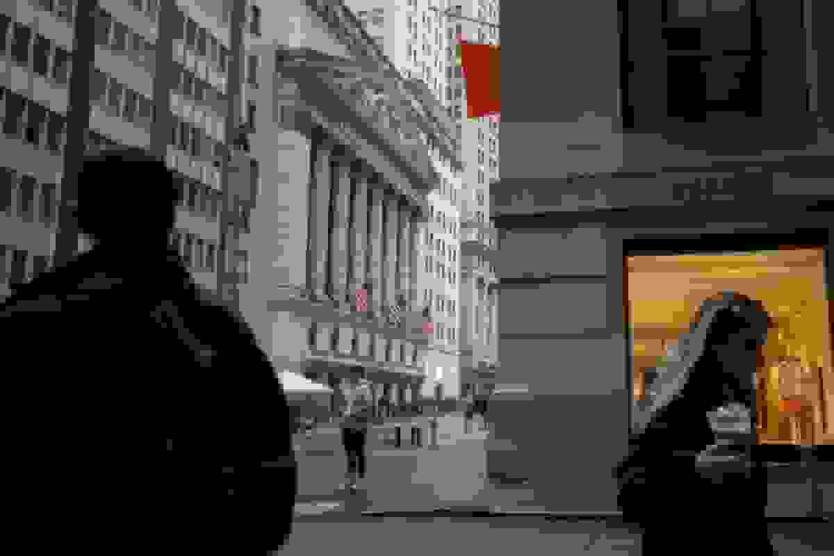 فروش مجدد ارزهای دیجیتال در آغاز دسامبر