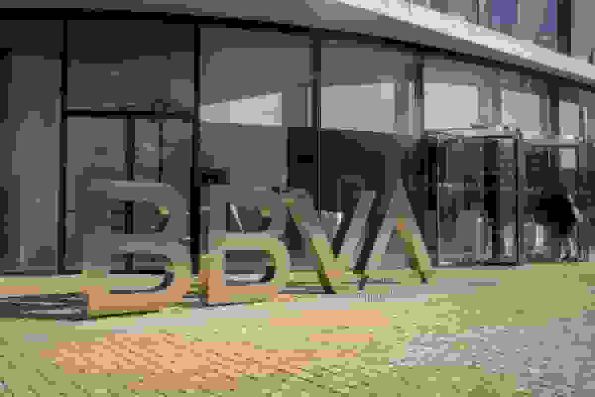 بانک بی بی وی ای برنامه بازخرید ۴ میلیارد یورویی سهام را پس از شکست معامله سابادل اعلام کرد