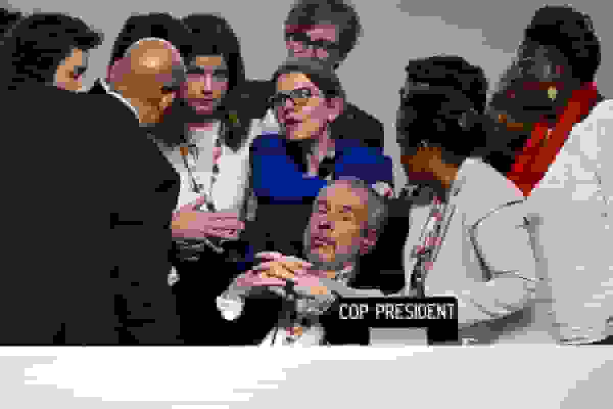 یک دهه پس از پاریس: دیپلماسی آب و هوایی در تلاش برای نجات خود