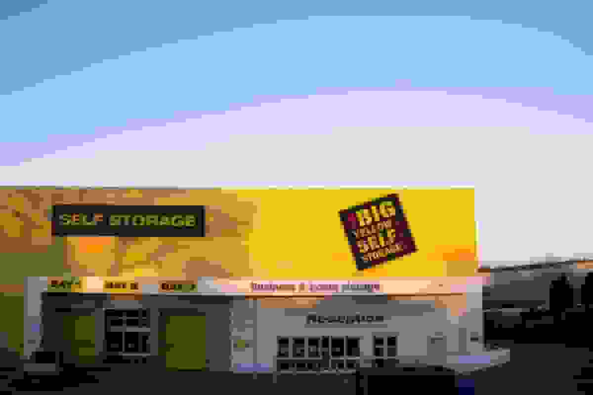 بلک‌استون از مذاکرات برای خرید بیگ یلو کنار کشید