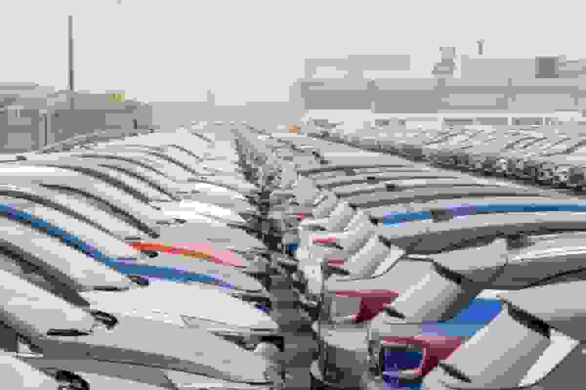 فرانسه اتحادیه اروپا را برای حمایت از تولید خودروهای الکتریکی در منطقه تحت فشار قرار می‌دهد