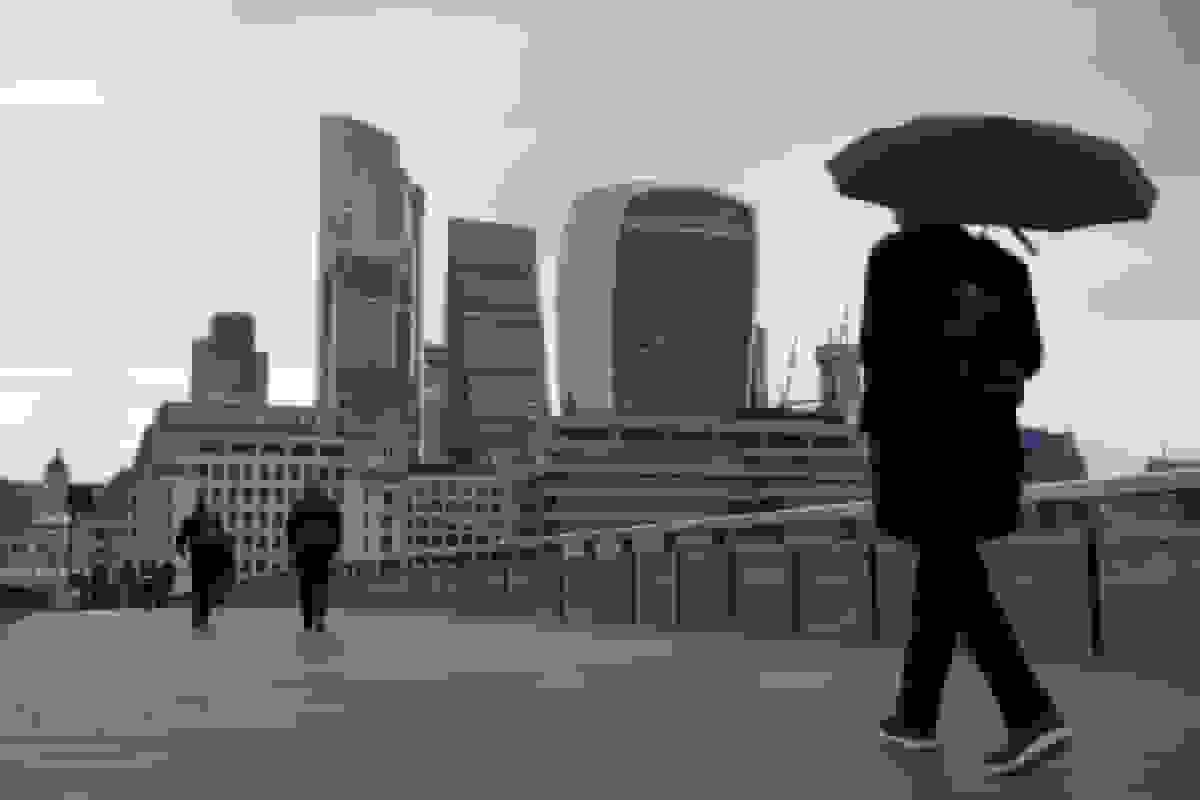 الگرا استراتون: بانک‌داران و پاداش‌هایشان