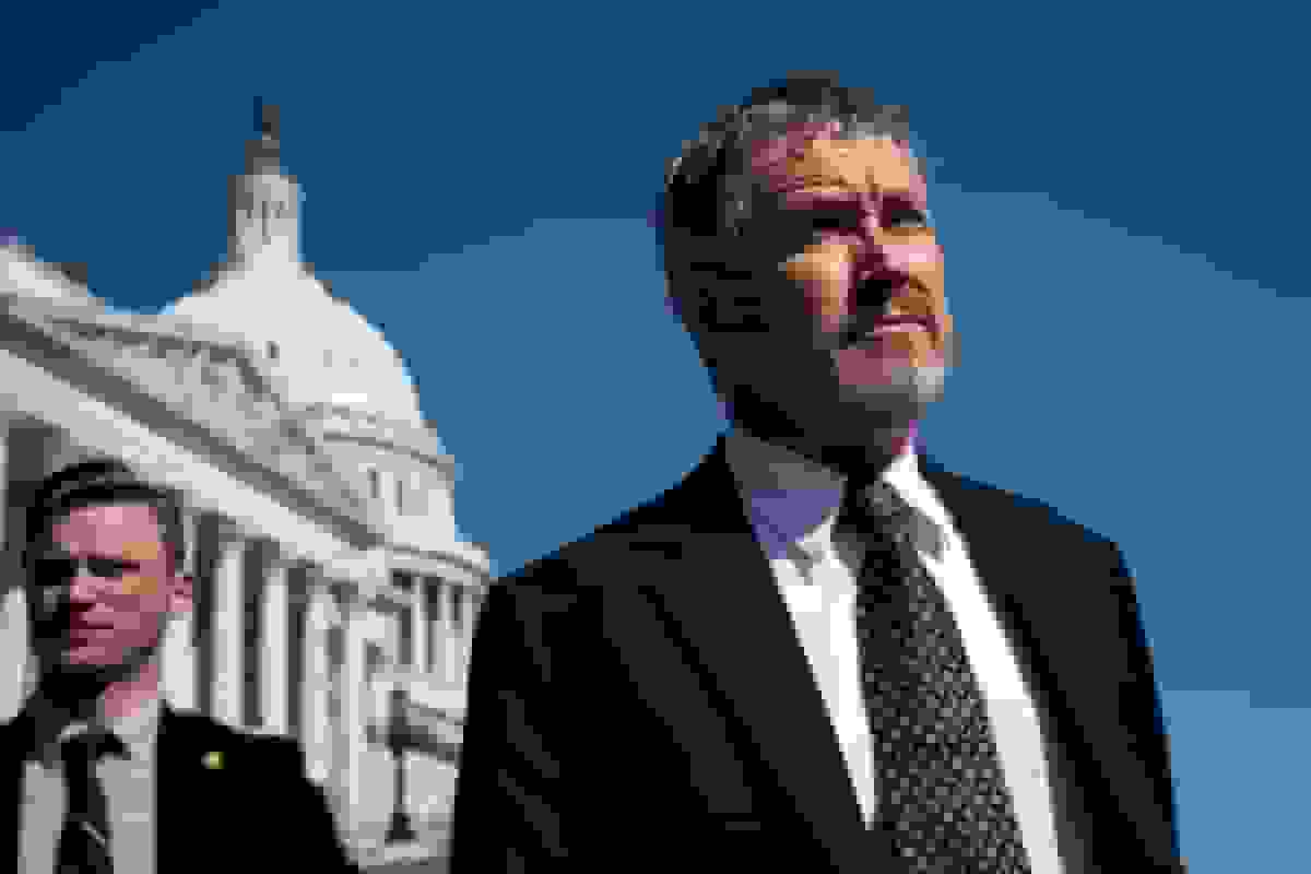 تلاش عجیب برای برکناری توماس مسی، نماینده وفادار به ترامپ