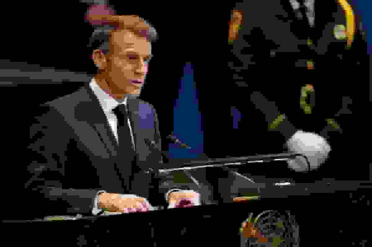 ماکرون اتحادیه اروپا را به استفاده از قدرتمندترین ابزار تجاری علیه چین فراخواند