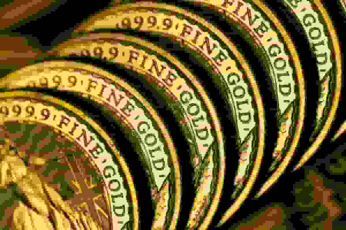 طلا کاهش بزرگ خود را حفظ کرد با تردید سرمایه‌گذاران نسبت به چشم‌انداز دلار و نرخ بهره آمریکا