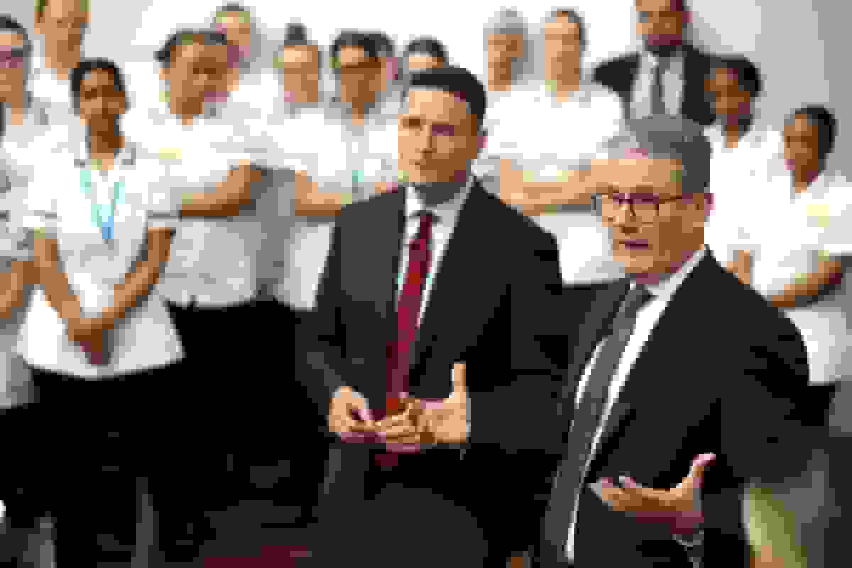 درام کابینه در وست‌مینستر