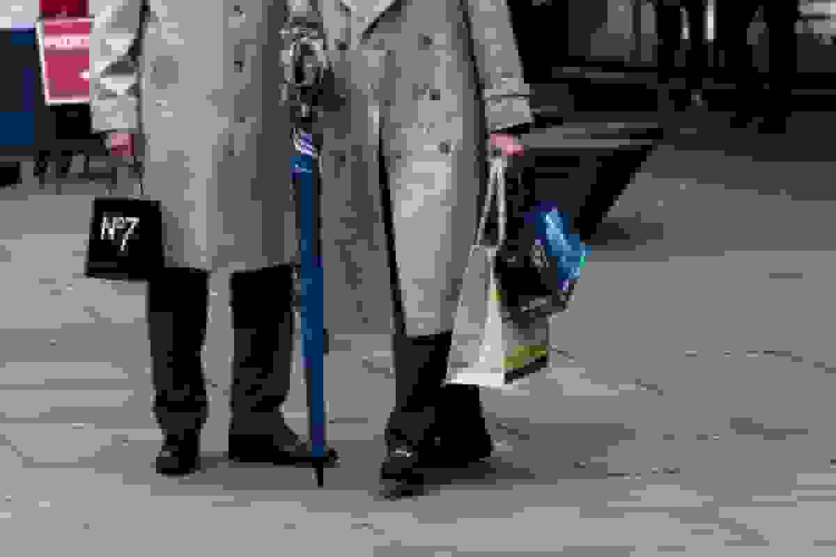 افزایش غیرمنتظره فروش خرده‌فروشی انگلیس برای چهارمین ماه متوالی