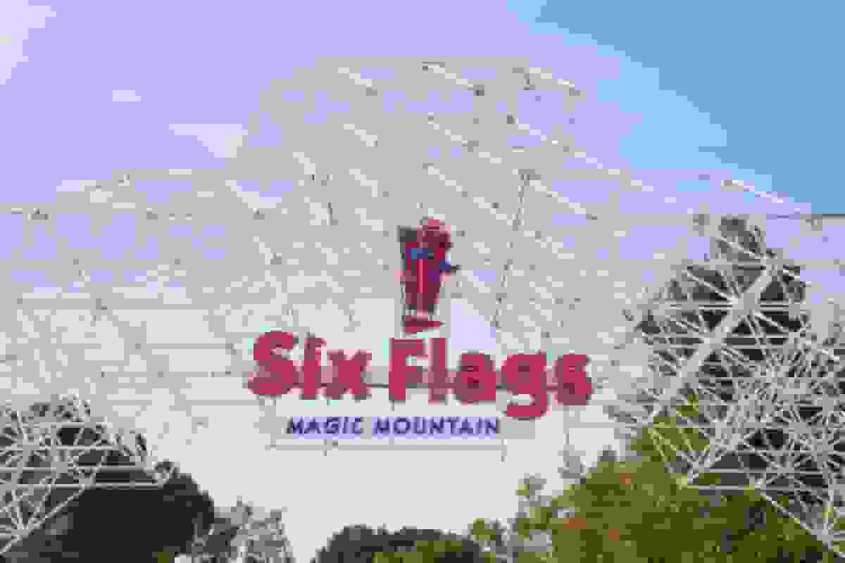 شرکت سرمایه گذاری جانا به همراه تراویس کلس سهم در سیکس فلگس خریداری کرد