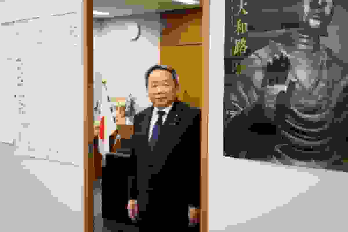 ژاپن باید با کمک آمریکا تهدیدات چین را مهار کند، نماینده مجلس می‌گوید