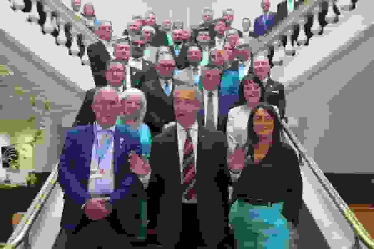 قلعه‌ی انگلیسی نایجل فراژ در کنت: نمایشی کمدی از بی‌کفایتی