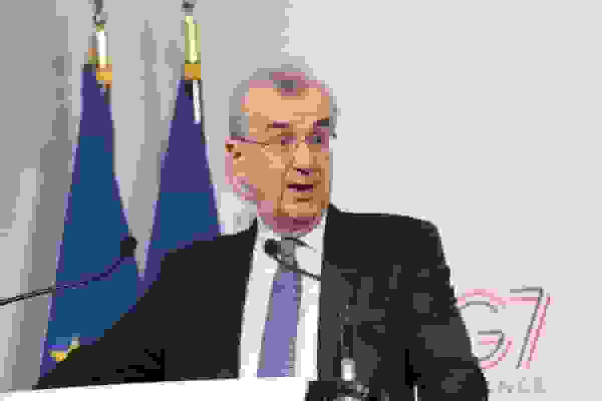 ویله‌روی از بانک فرانسه کناره‌گیری کرد؛ ماکرون فرماندار جدید را انتخاب می‌کند