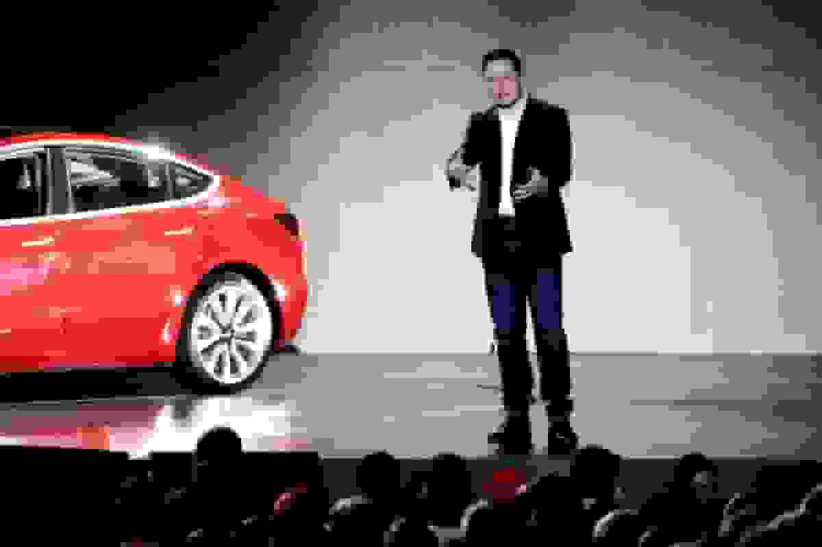 دستور سرنوشت‌ساز ایلان ماسک برای دسته‌های در تسلا