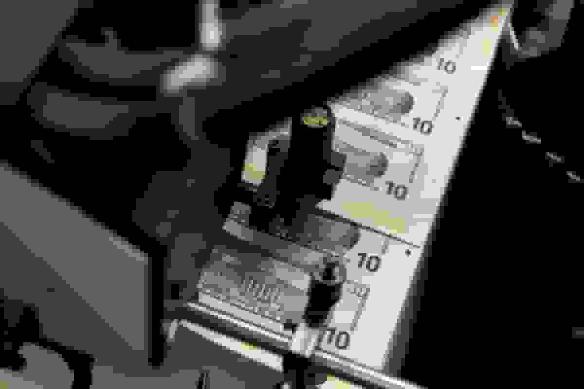 افت شدید دلار از سال ۲۰۱۷ ادامه دار خواهد بود