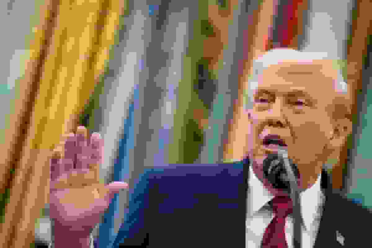 ترامپ در تلاش برای ارائه پیام اقتصادی خود در سخنرانی تلویزیونی