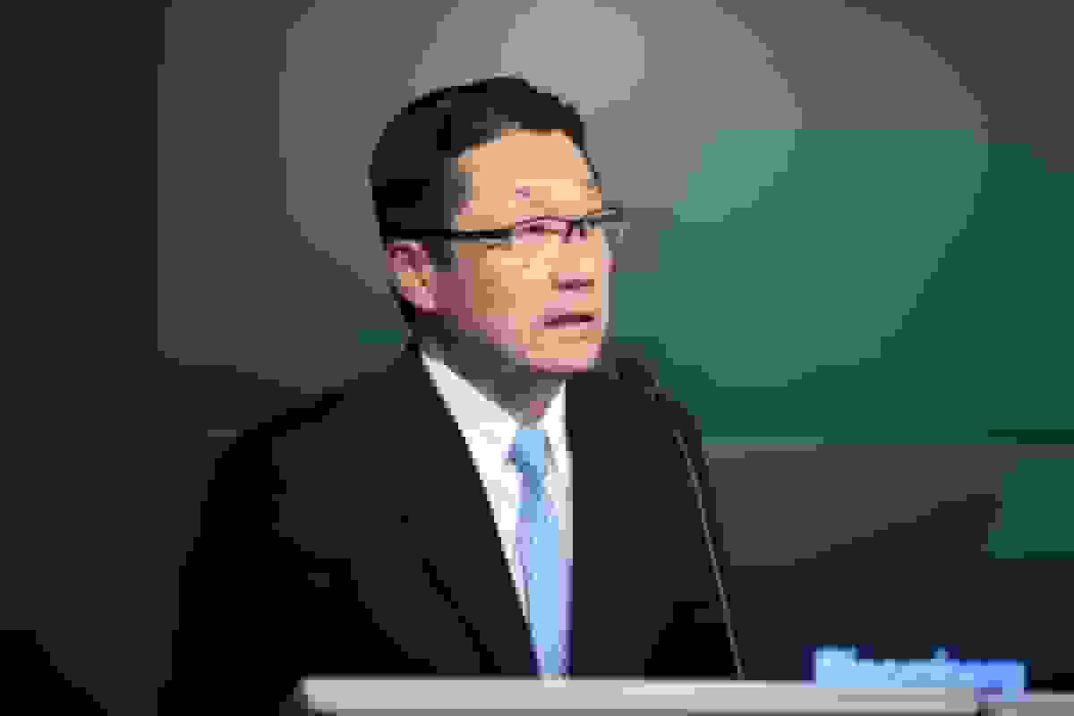 ناظر مالی ژاپن شرکت‌ها را به استفاده از ذخایر نقدی فراوان تشویق می‌کند