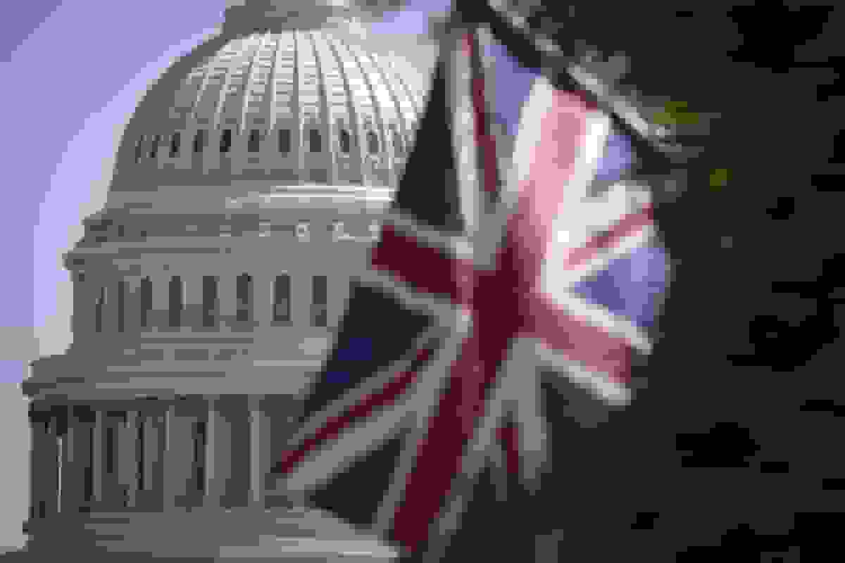 سیاست‌های آمریکا معما و سیاست‌های بریتانیا آشفتگی است