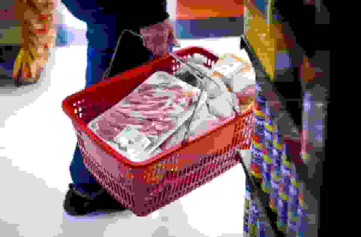 دولت ترامپ اعلام کرد کمک‌های غذایی با ۵۰ درصد تأمین مالی خواهد شد