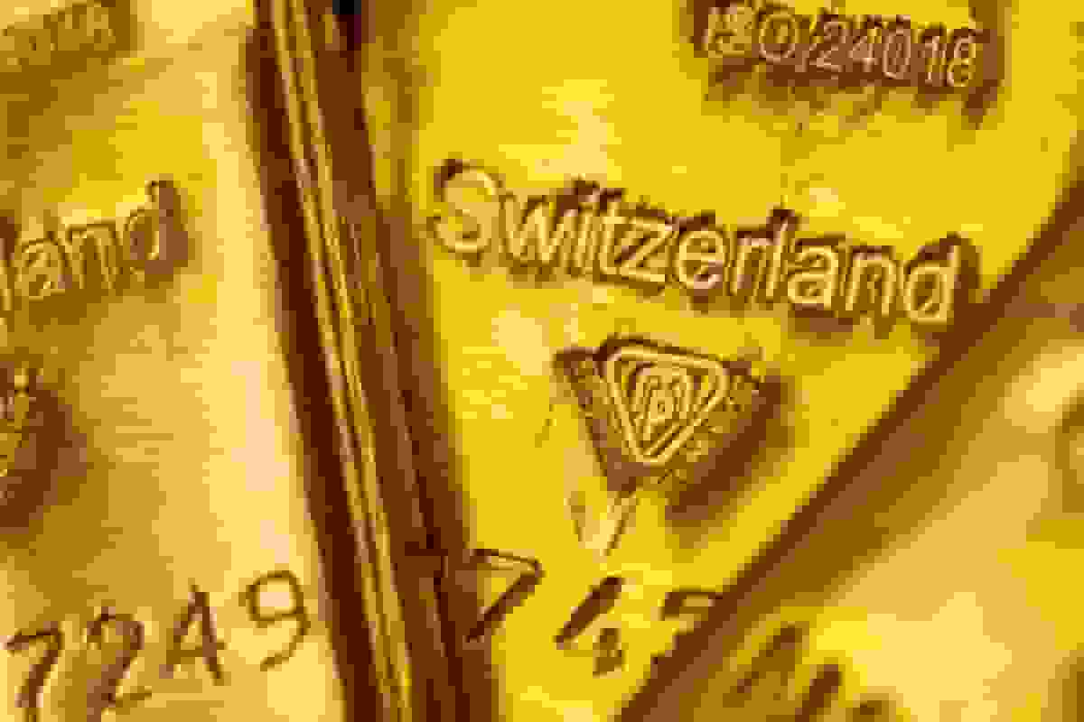 ساعت رولکس و شمش طلا برای ترامپ سبب آشفتگی در سوئیس شد