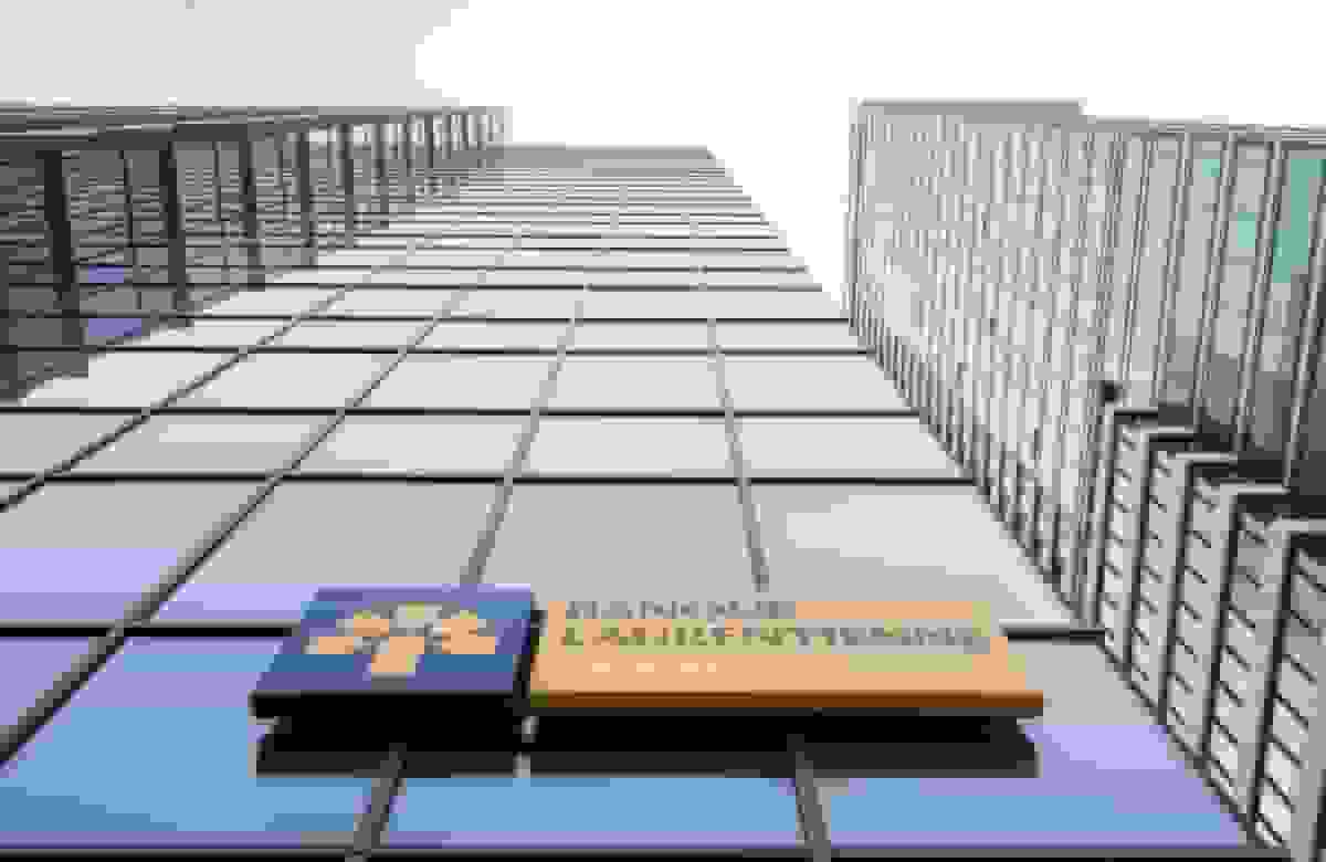 خرید لورانشن بانک توسط فرستون بانک با قیمت ۱.۴ میلیارد دلار