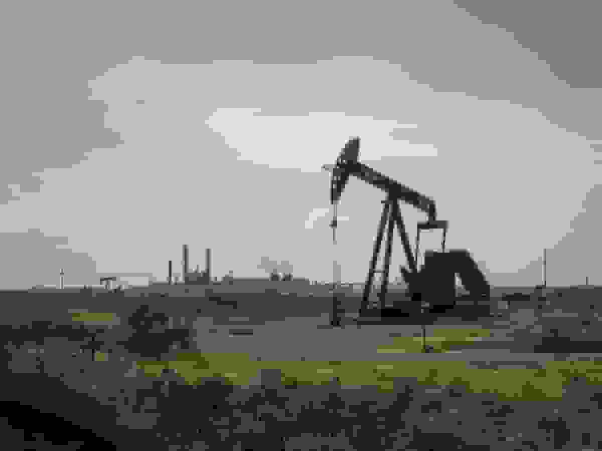 معامله‌گران نفت در مورد توافق اوکراین محتاط هستند و هرگونه تغییر عرضه را کند می‌بینند