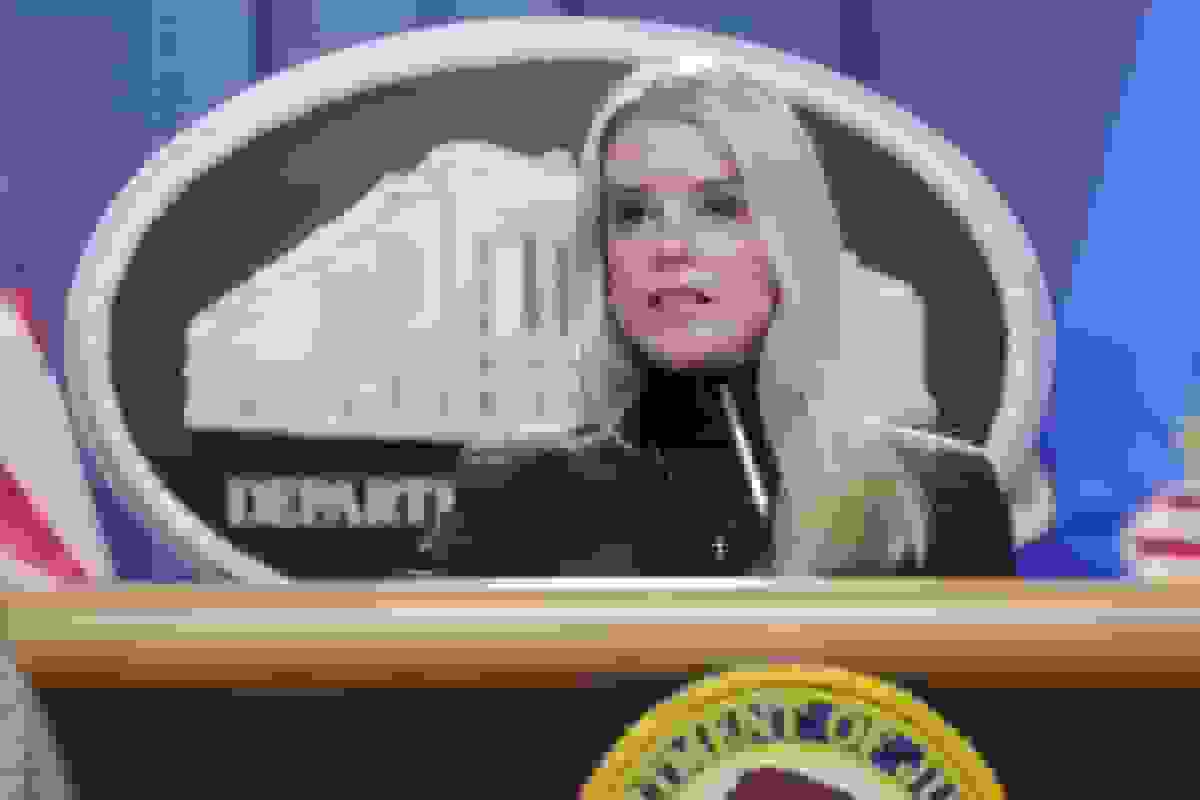 کومی و جیمز ممکن است هنوز در امان نباشند