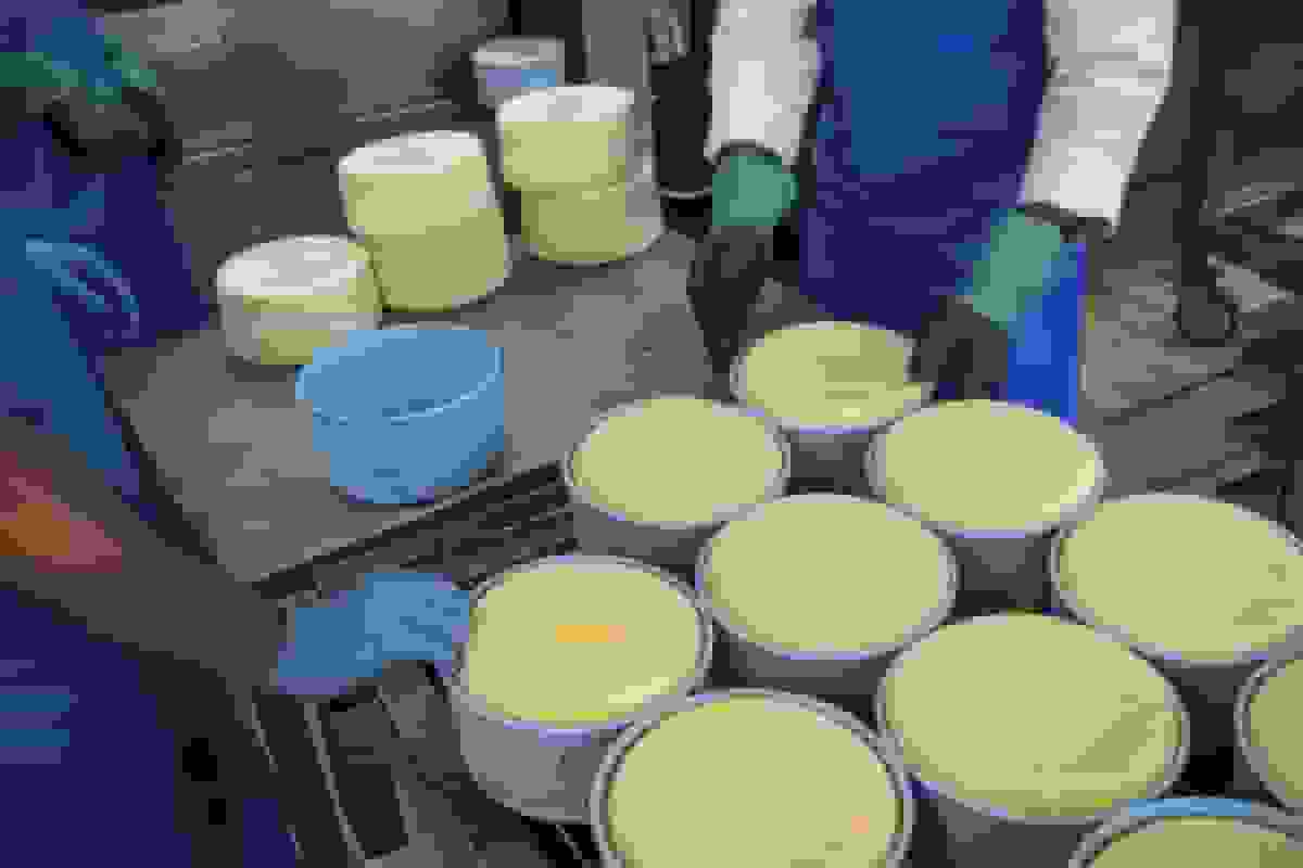 فرانسه خواستار اقدام اتحادیه اروپا در برابر تعرفه‌های چین بر محصولات لبنی شد