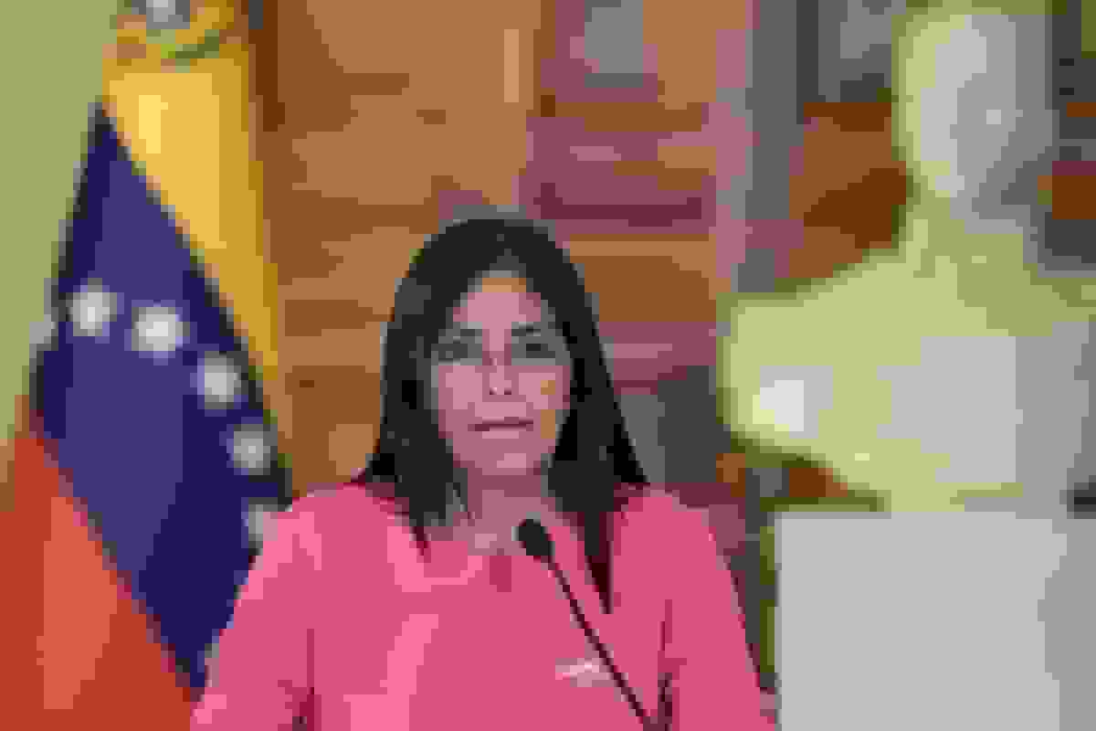 دلسی رودریگوئز خواهان همکاری آمریکا پس از عملیات دستگیری مادورو شد