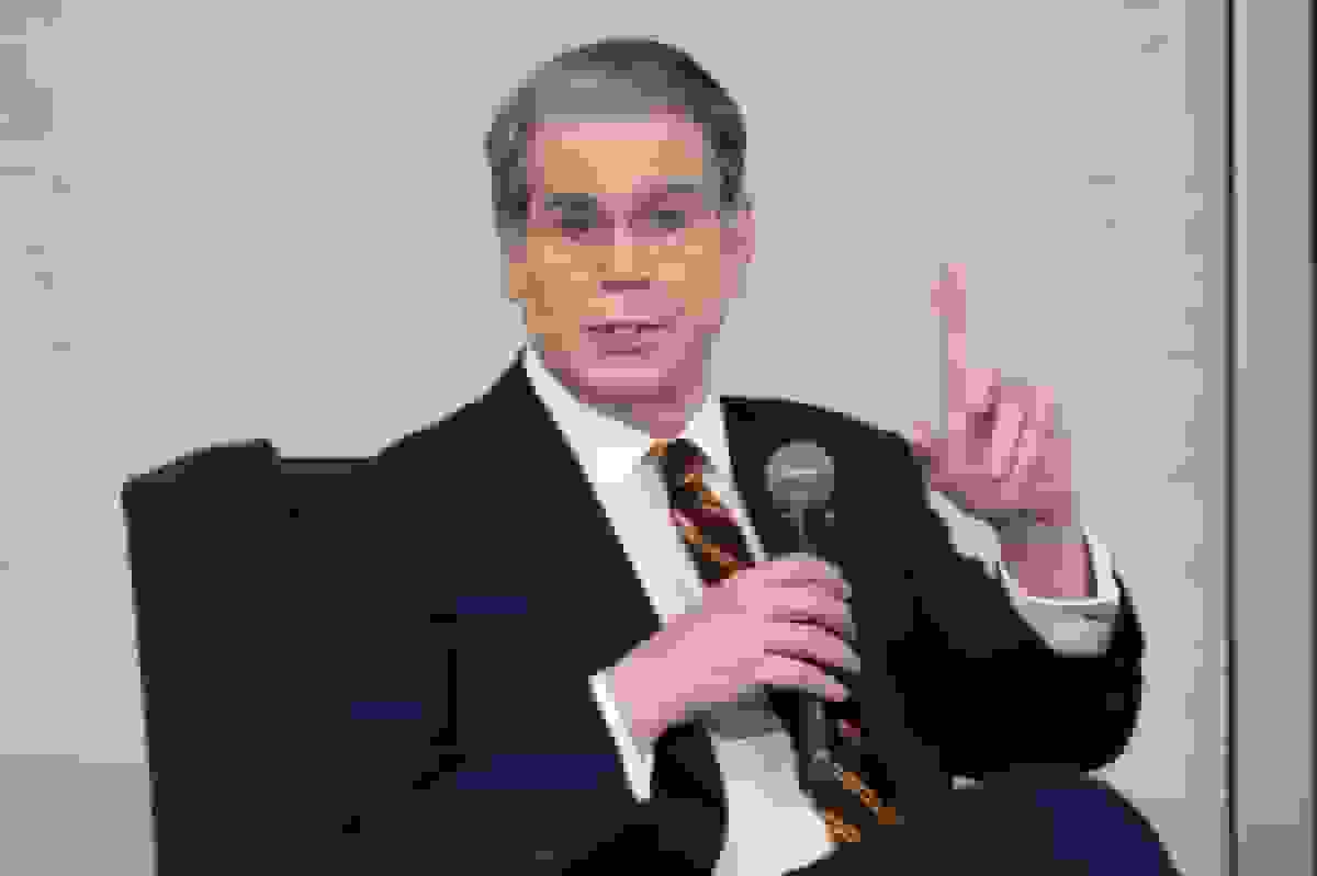 بسنت: آمریکا انتظار دارد ژاپن واردات انرژی از روسیه را متوقف کند