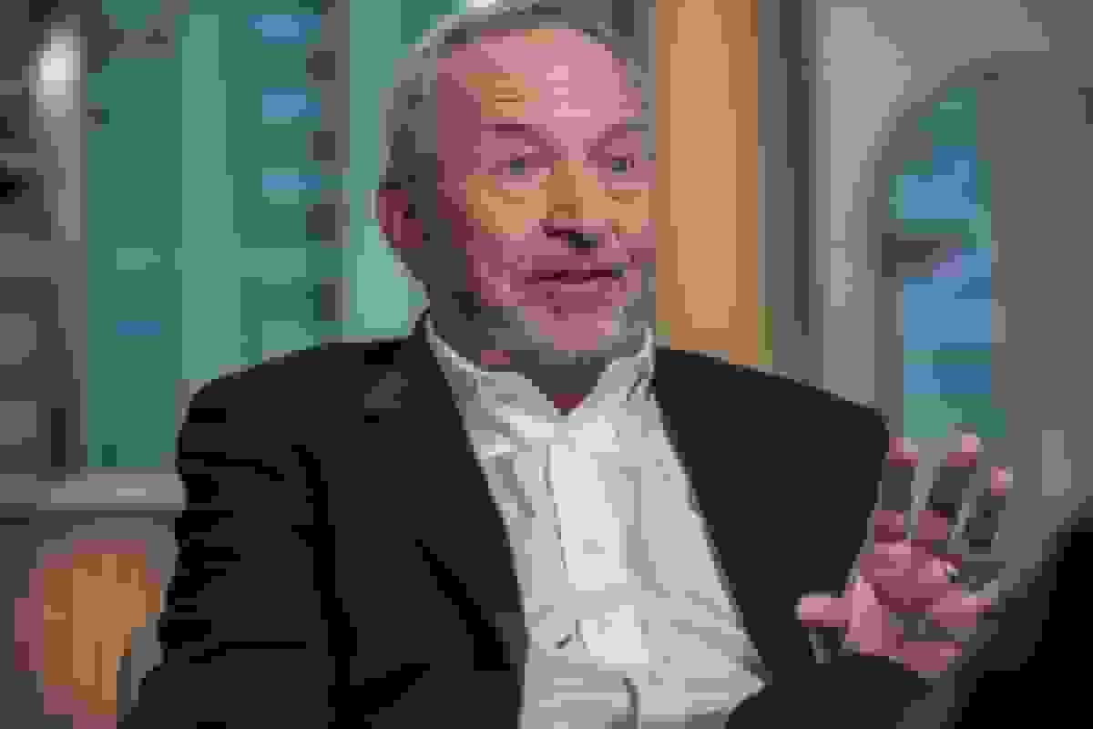 لری سامرز به دلیل روابط با اپستین از هیئت مدیره اپن‌ای‌آی کناره‌گیری کرد