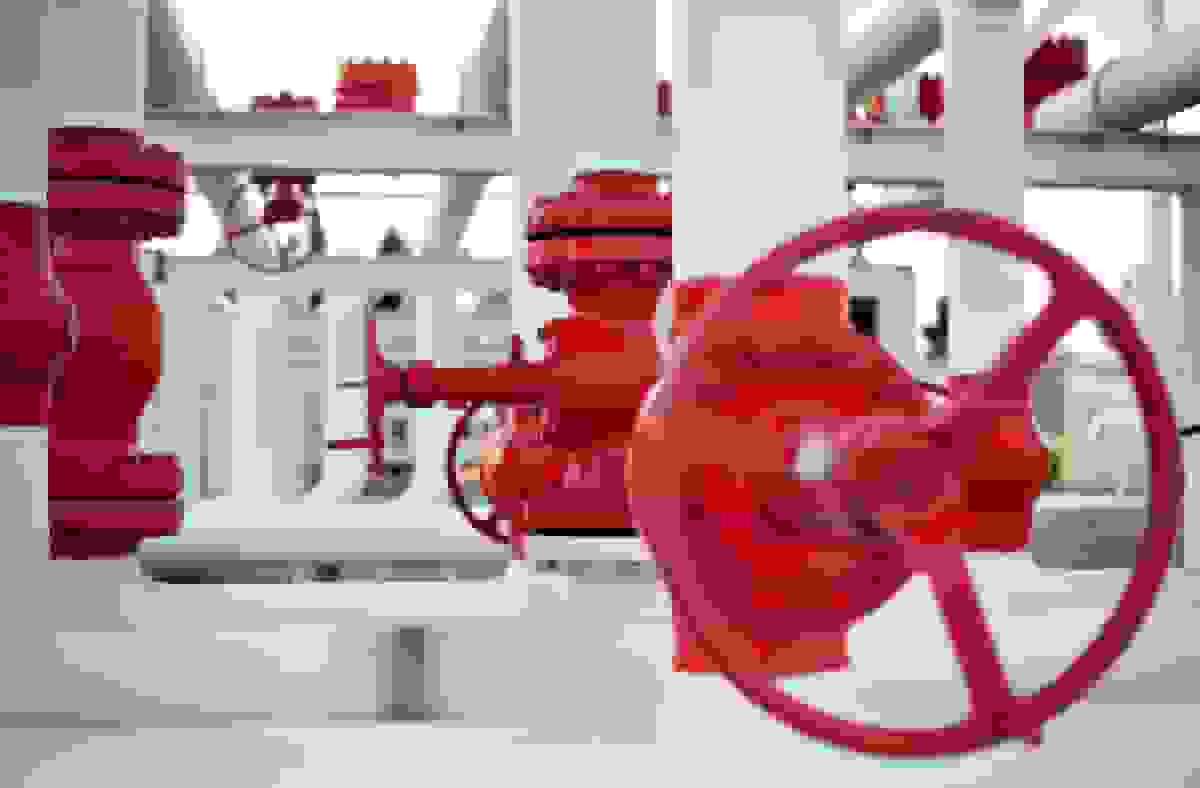 قانون جدید EPA به شرکت‌های نفت و گاز زمان بیشتری برای تعمیر تجهیزات نشت کننده متان می‌دهد