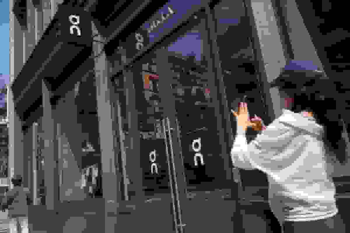 برند سوئیسی کفش ورزشی On با افزایش فروش در آسیا، چشمانداز مالی خود را ارتقا میدهد