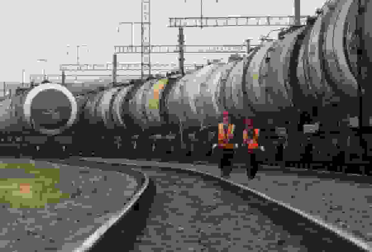 صادرات سوخت روسیه در پی خرابی پالایشگاهها و تحریمهای جدید سقوط کرد