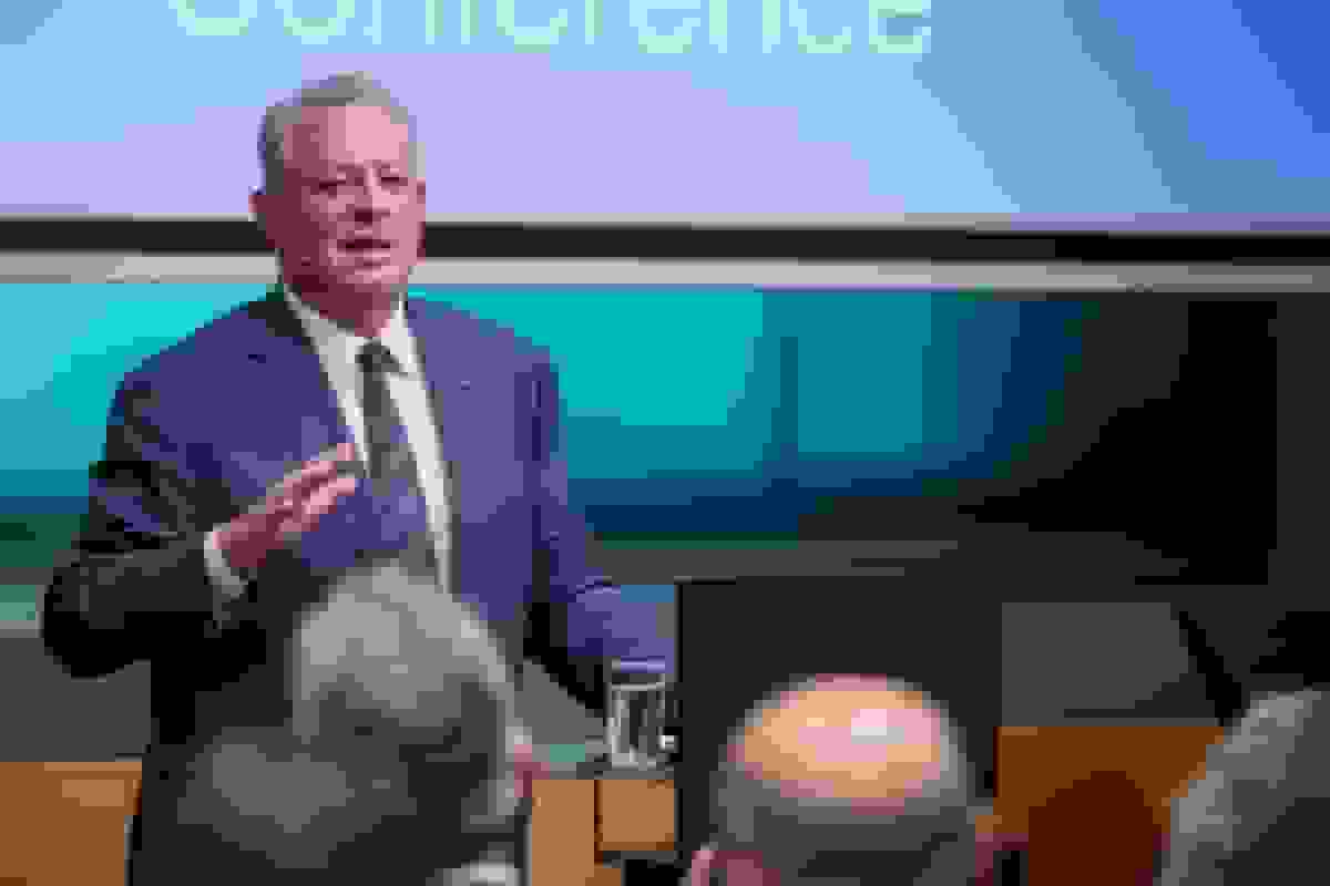 ال گور: شرکت‌های سوخت فسیلی دموکراسی و محیط زیست را بی‌ثبات می‌کنند