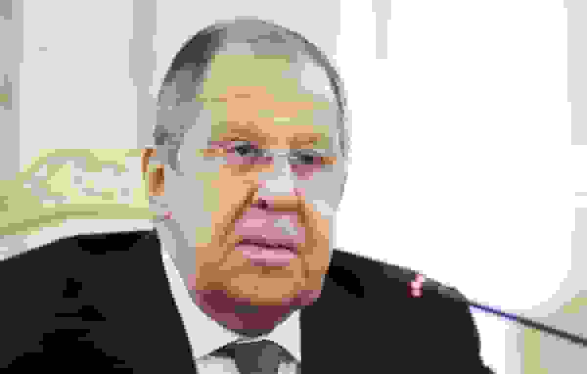 تهدیدهای سیکورسکی به پوتین و موضع روسیه پس از اجلاس آلاسکا: بیانات لاوروف