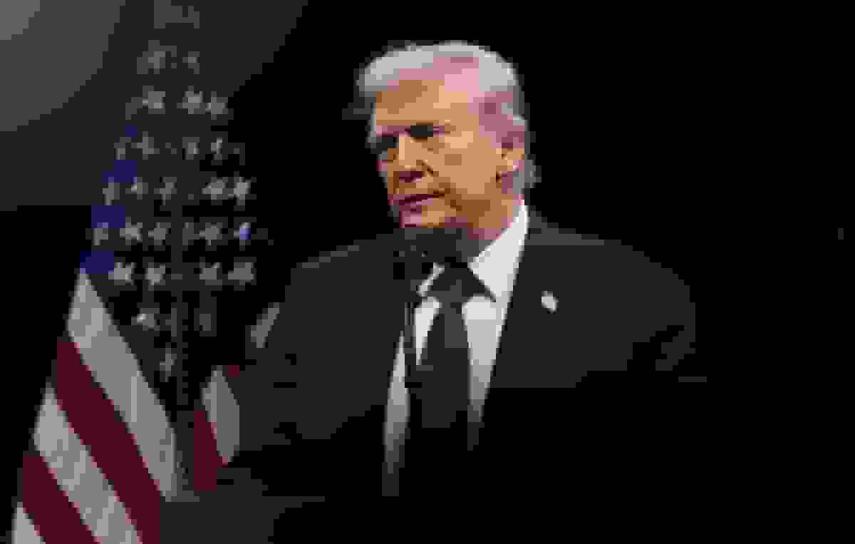 ترامپ اعلام کرد به فلوریدا سفر خواهد کرد، جایی که مذاکرات درباره اوکراین انتظار می‌رود