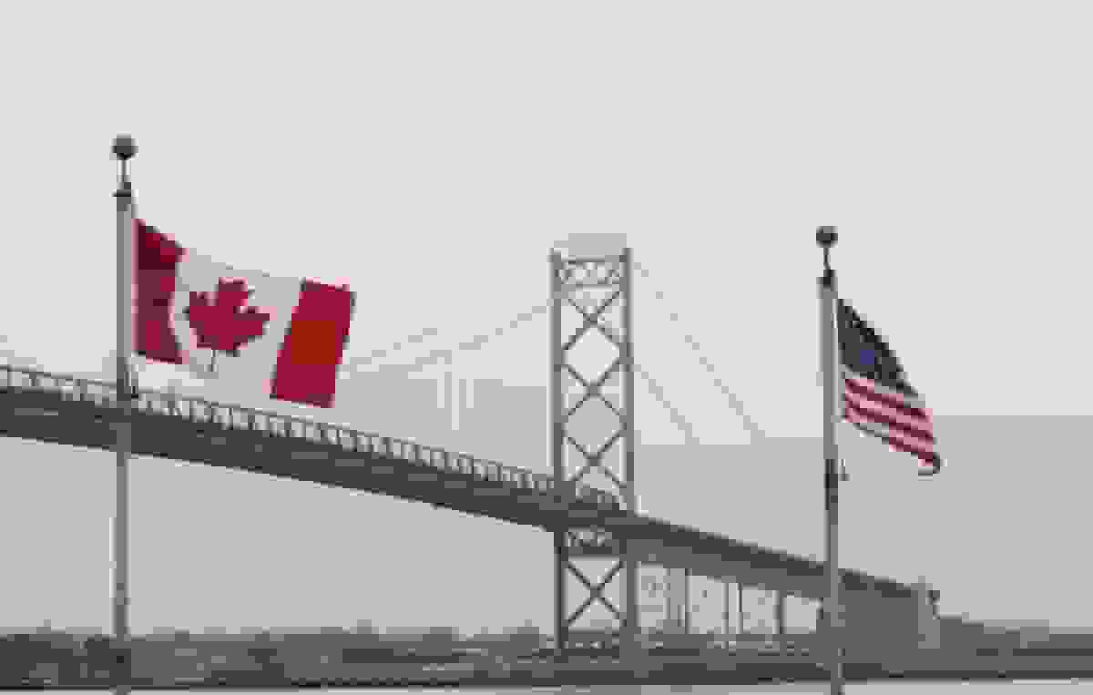 ترامپ خواستار نیمی از مالکیت پل بین آمریکا و کانادا شد