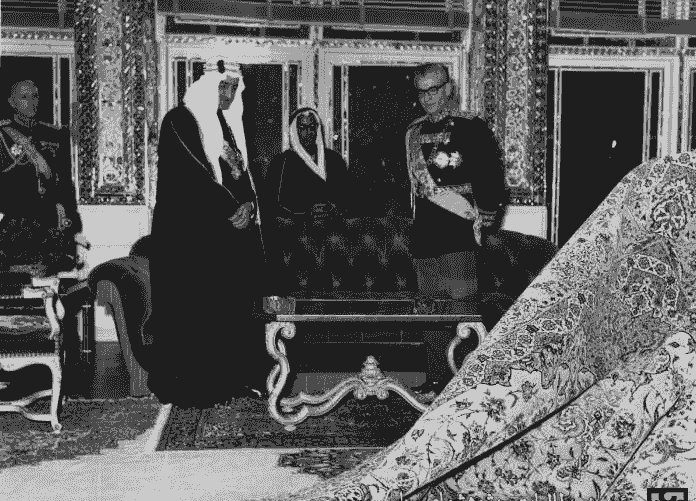 یادداشت‌های علم: شاه از ملک فیصل خوشش نمی‌آید