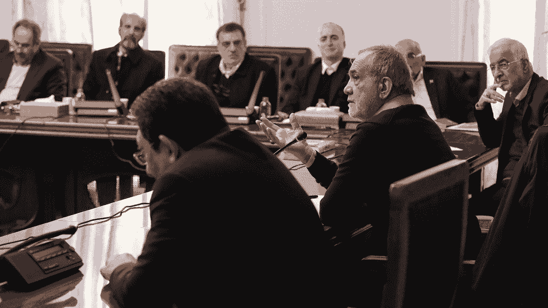 دیدار پزشکیان با اصناف: دولت برای حل دغدغه‌های اقتصادی تلاش می‌کند