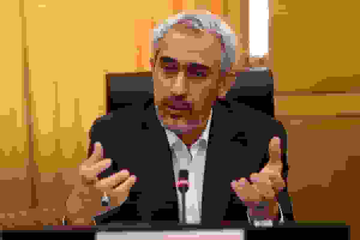 وزیر اقتصاد: تصمیمات خوبی برای تثبیت بازار ارز گرفته شده است