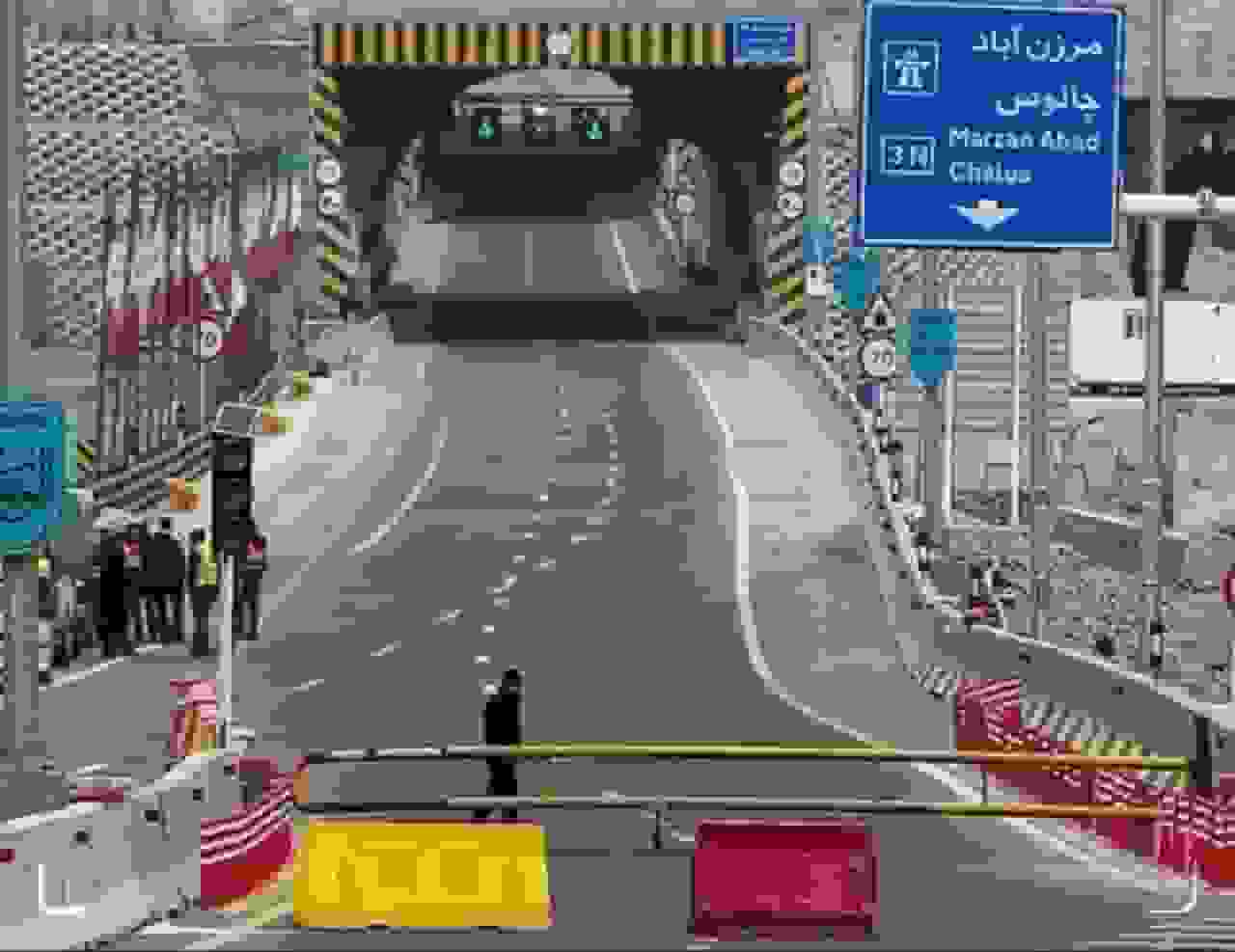 ممنوعیت تردد به سمت چالوس در آزادراه تهران - شمال از ساعت ۱۱ روز جمعه