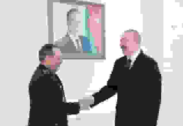 رایزنی وزیر دفاع ایران با علی‌اف در باکو و اعلام آمادگی برای کاهش تنش‌ها