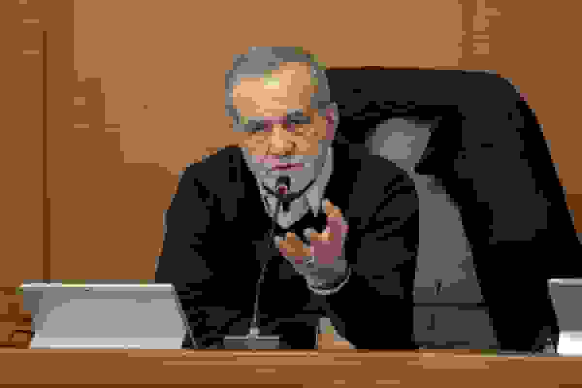 تأکید پزشکیان بر لزوم عدالت و حقیقت برای پایداری جامعه و قفل کردن ذهن