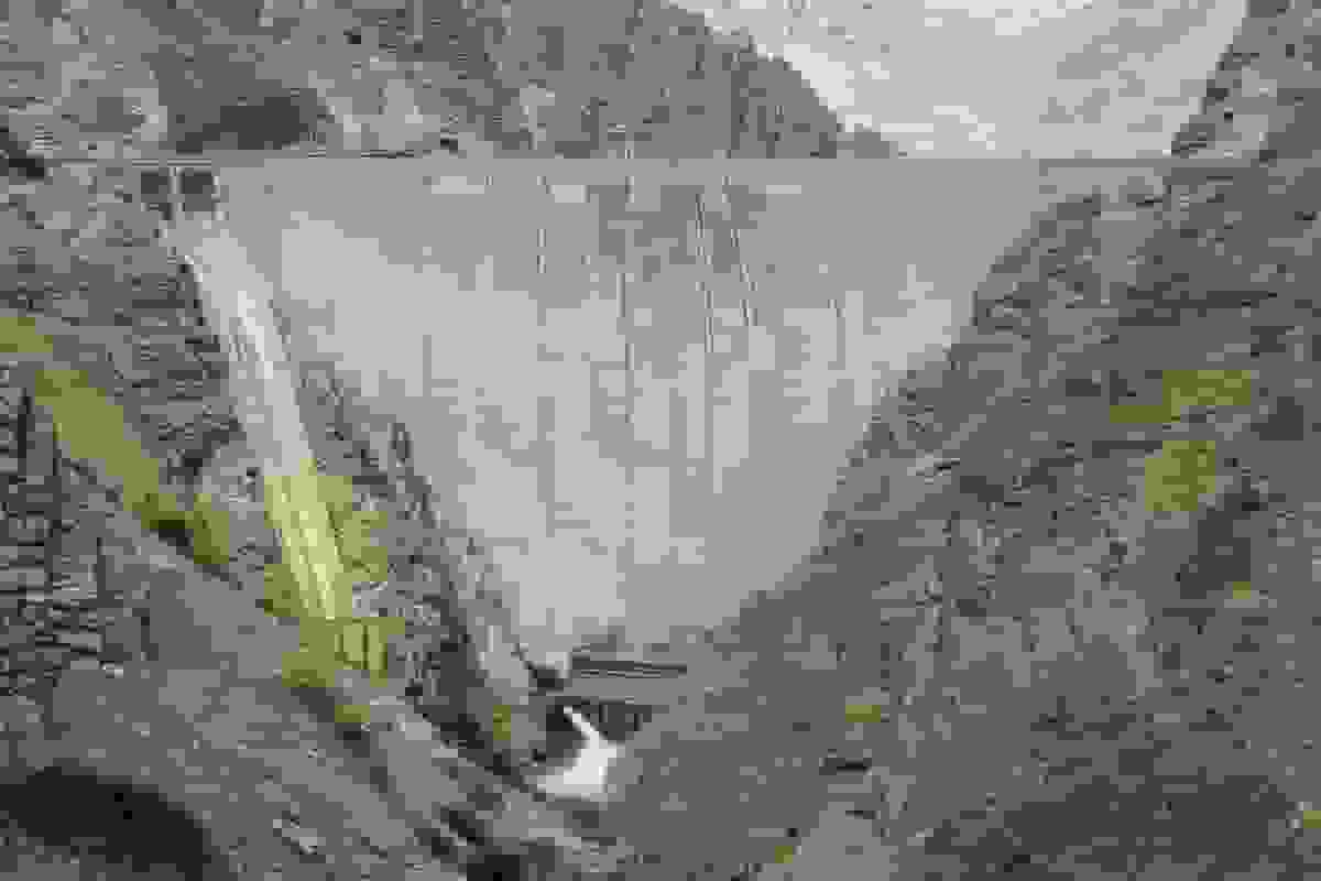 وضعیت «هشدار قرمز» سدهای کشور: عقب‌ماندگی ۱۳ درصدی حجم آب و بحران سدهای تهران