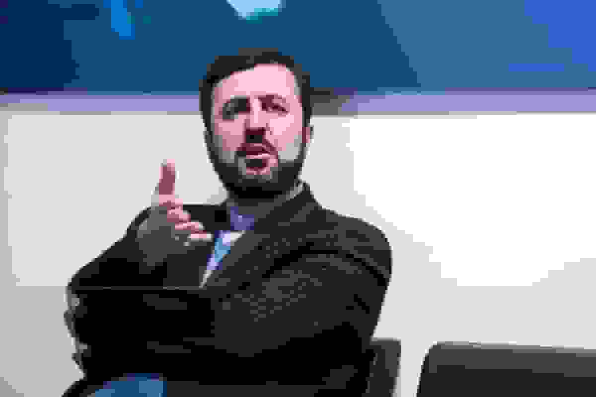 غریب‌آبادی: ایران تنها در موضوعات هسته‌ای مذاکره می‌کند و تهدید نظامی مانع جدیت است