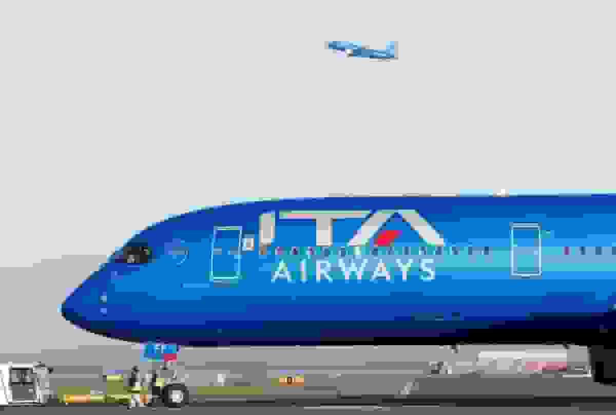 لغو پروازهای شبانه ایتالیا به اسرائیل تا ۲۷ ژانویه به دلیل تنش‌های منطقه‌ای