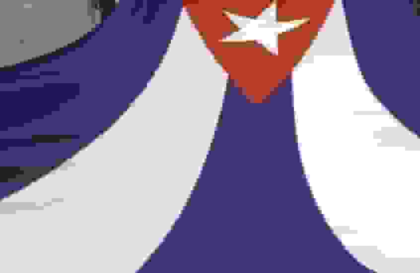 سفیر کوبا: آمریکا با شدیدترین تهدیدها علیه کشور ما اقدام می‌کند