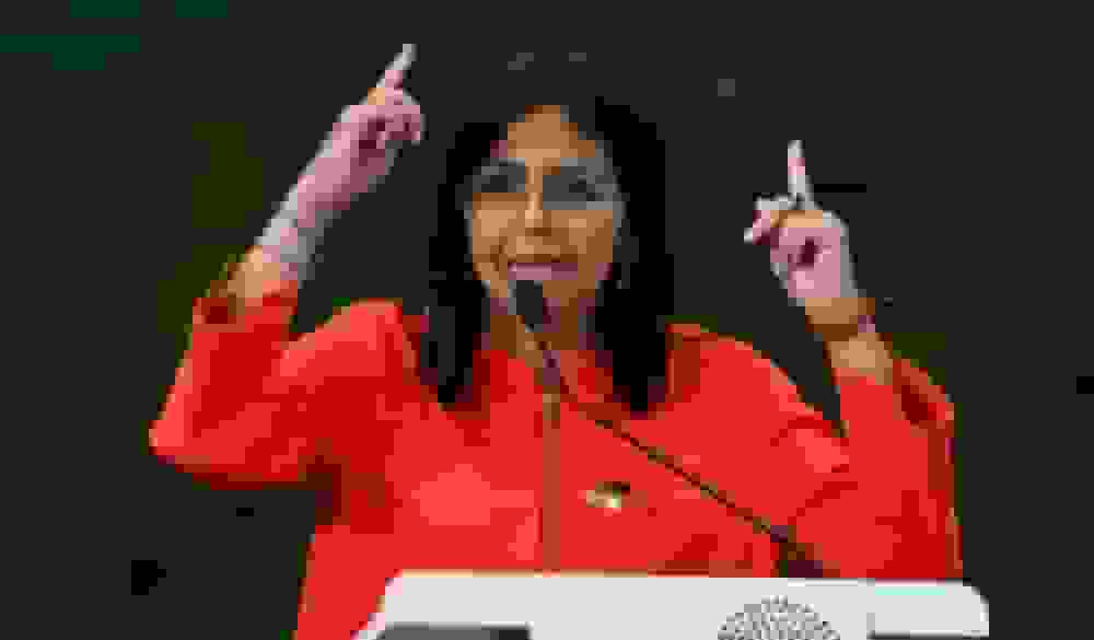 رئیس‌جمهور موقت ونزوئلا: از دستورات آمریکا به سیاستمداران ونزوئلایی خسته شده‌ایم