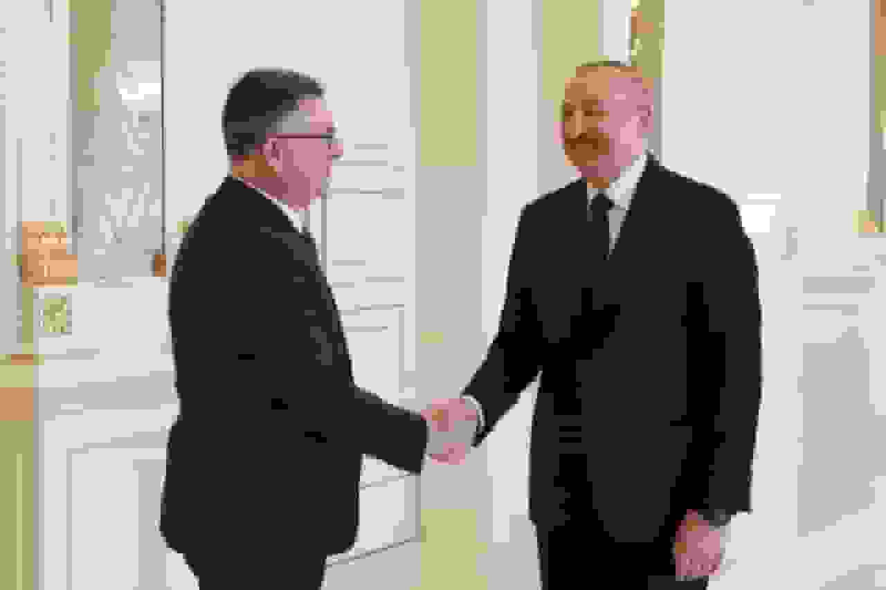 دیدار خصوصی وزیر خارجه رژیم صهیونیستی با رئیس جمهور آذربایجان